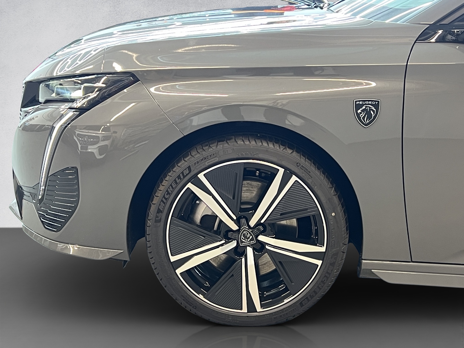 PEUGEOT 308 SW 1.6 PHEV 225 GT-image-6