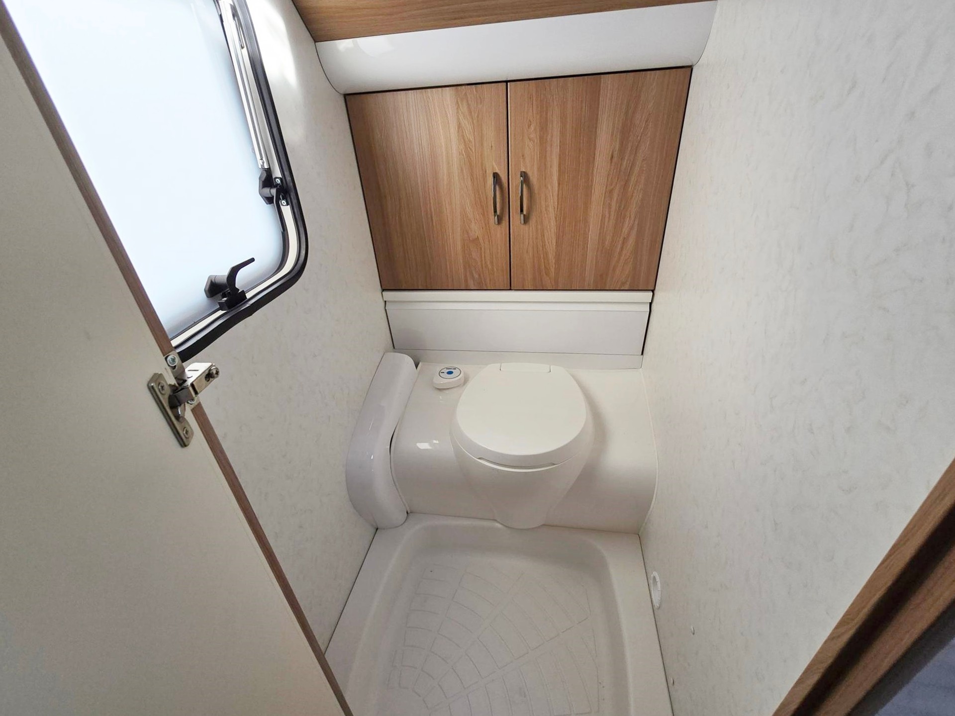 HOBBY DE LUXE 540 KMFE-image-13