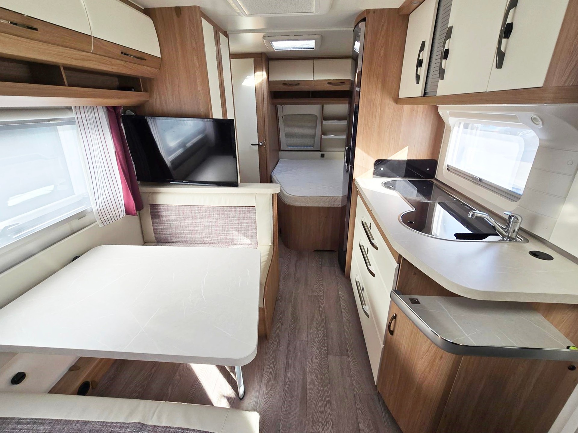 HOBBY DE LUXE 540 KMFE-image-5
