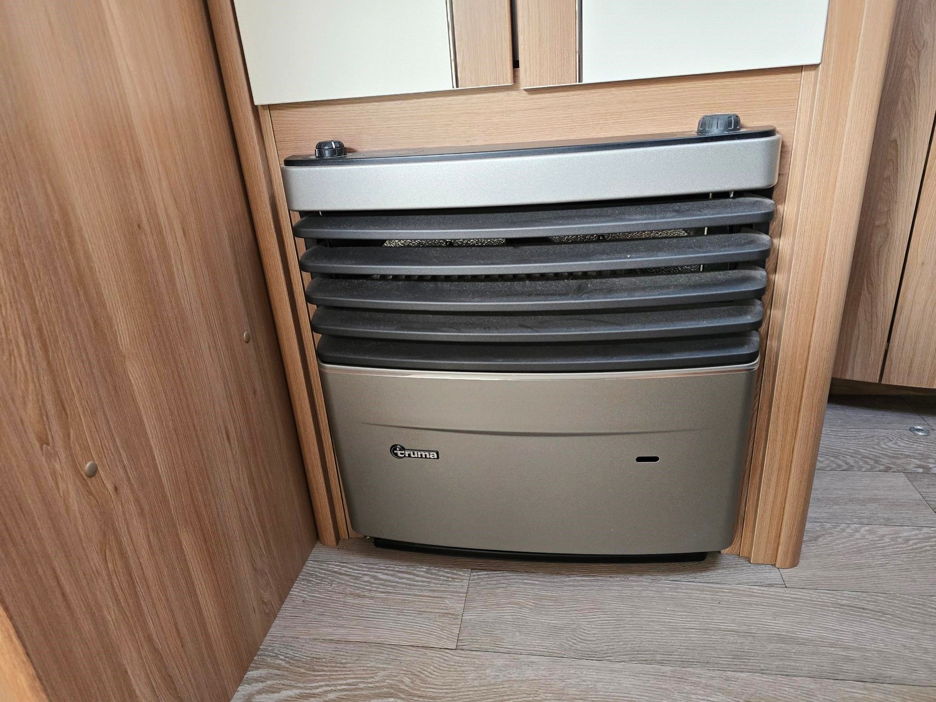 HOBBY DE LUXE 540 KMFE-image-10