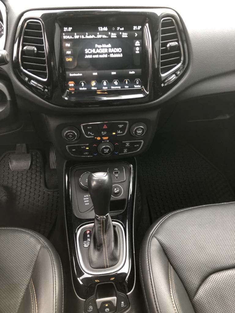 JEEP Compass 1.4 MultiAir Limited AWD-image-8