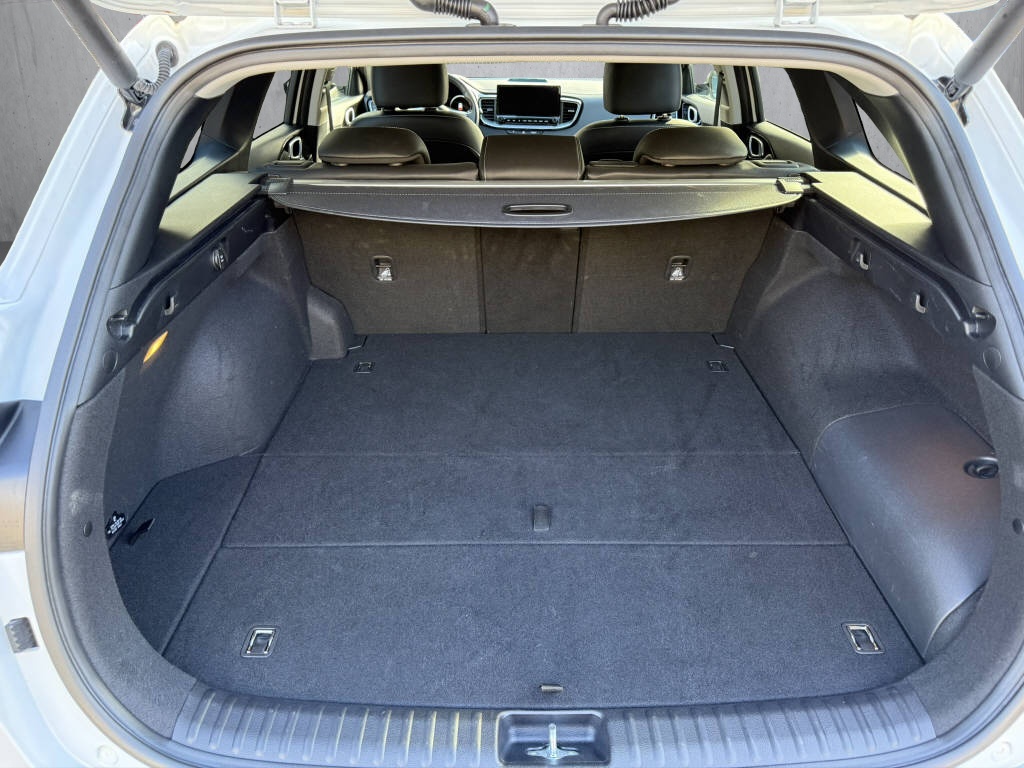 KIA Ceed SW 1.6 GDi Plug-in Hybrid Style-image-13