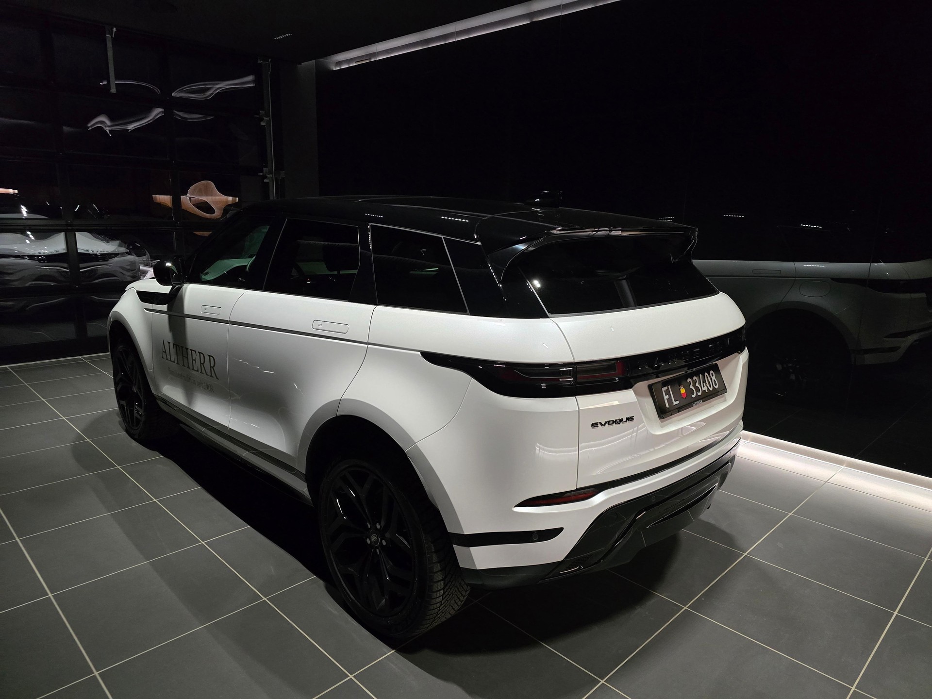 LAND ROVER Range Rover Evoque 2.0 D 200 Autobiography-image-2