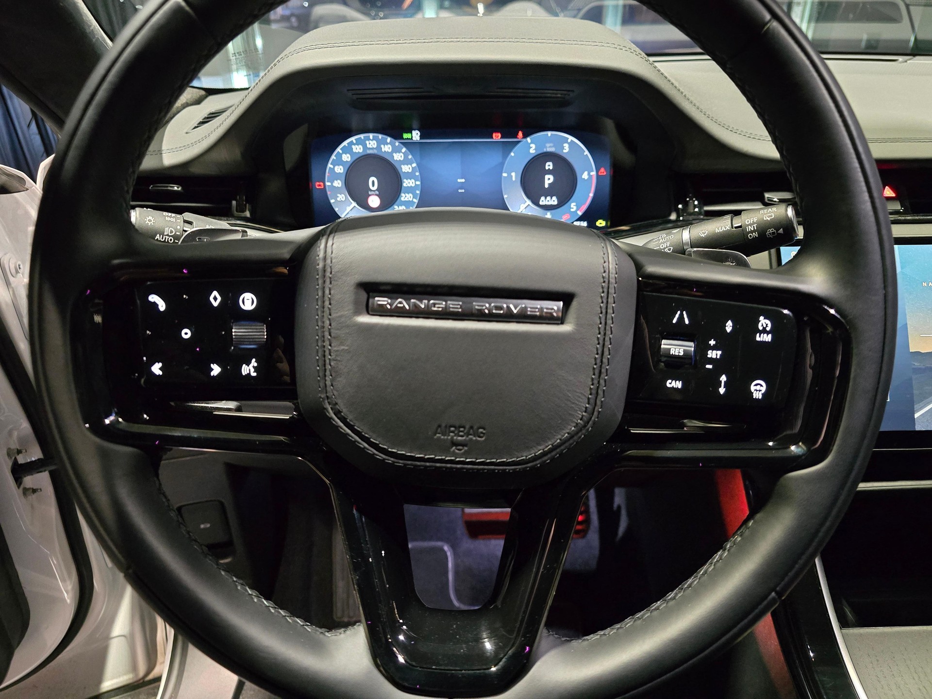 LAND ROVER Range Rover Evoque 2.0 D 200 Autobiography-image-8