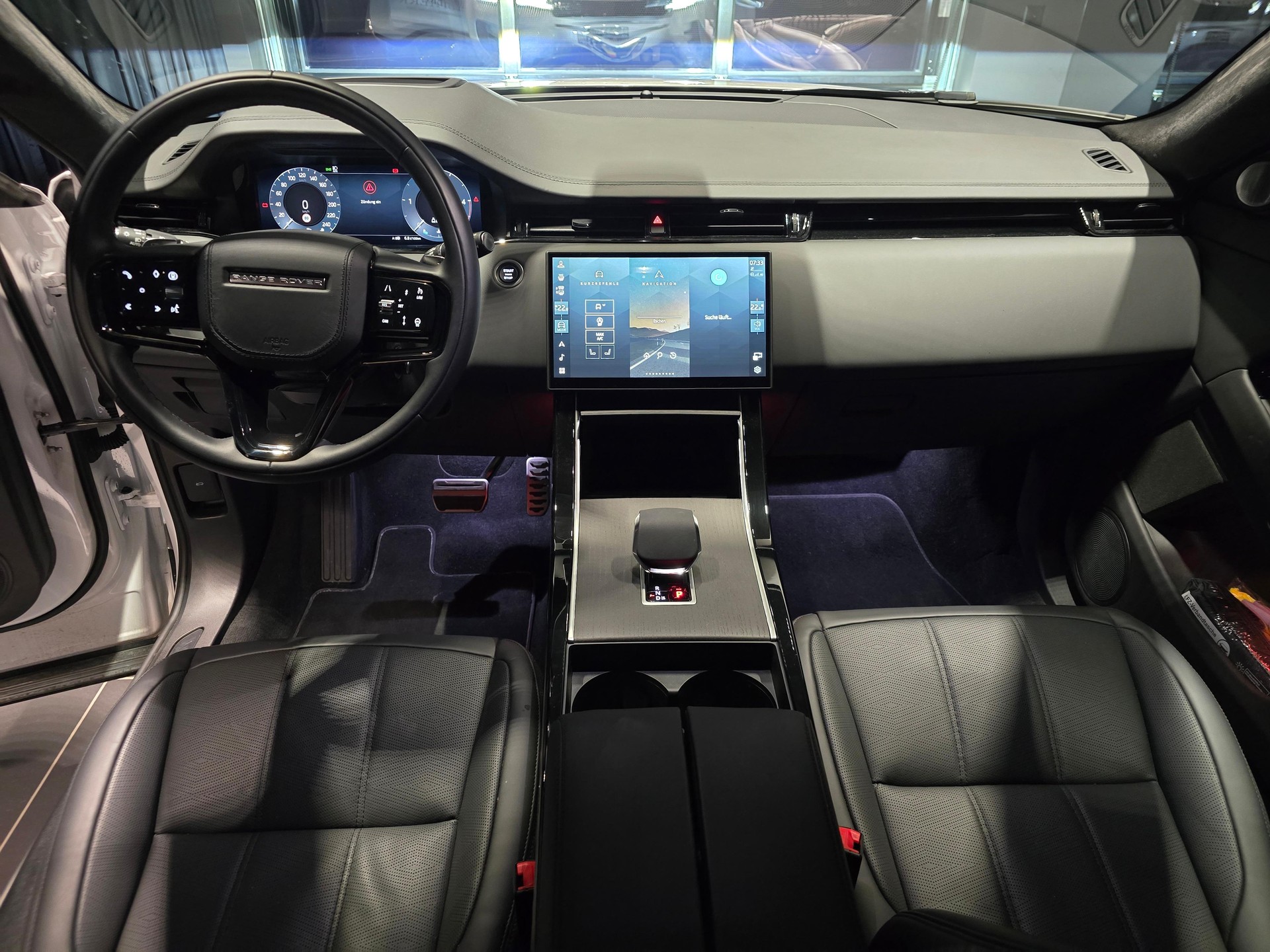LAND ROVER Range Rover Evoque 2.0 D 200 Autobiography-image-5
