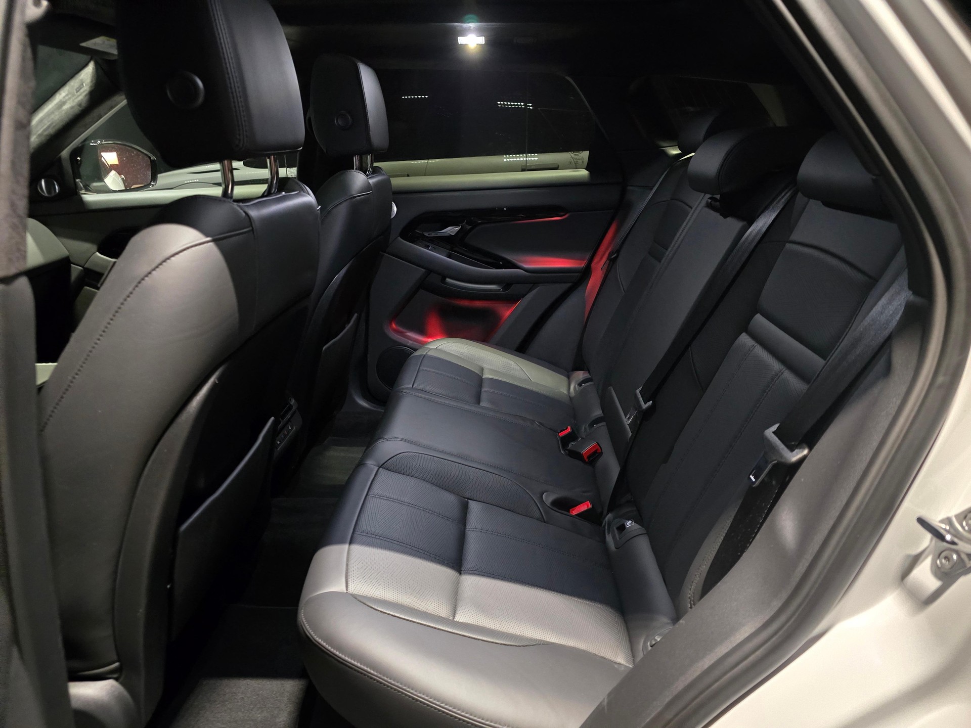 LAND ROVER Range Rover Evoque 2.0 D 200 Autobiography-image-4