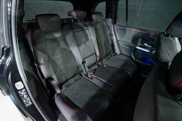 MERCEDES-BENZ GLB 220 d 4M 8G-Tronic-image-10