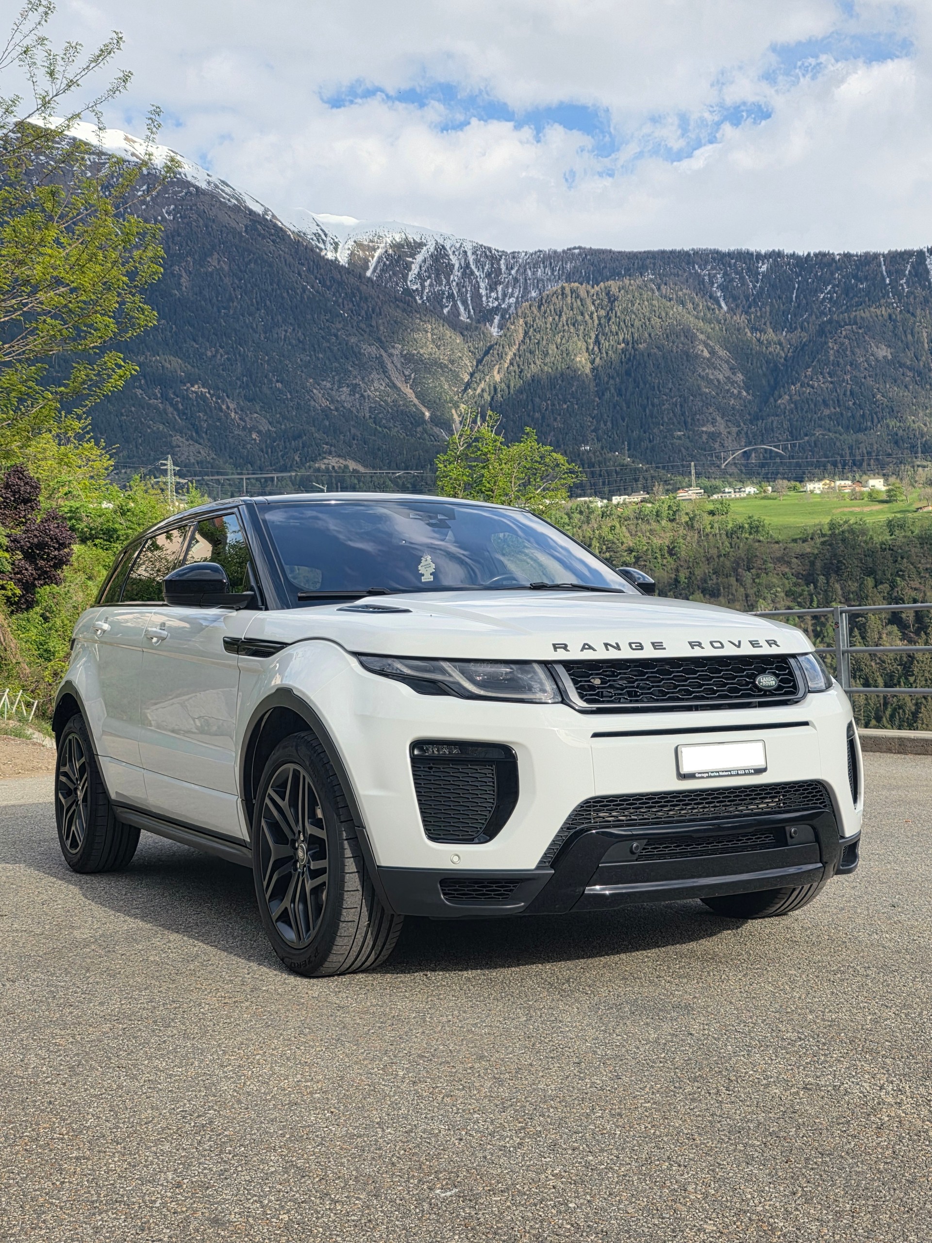 LAND ROVER Range Rover Evoque 2.0 Si4 HSE Dynamic AT9-image-1