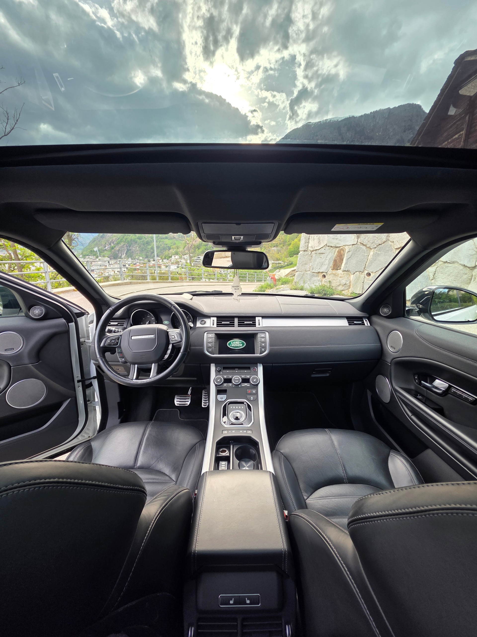 LAND ROVER Range Rover Evoque 2.0 Si4 HSE Dynamic AT9-image-7