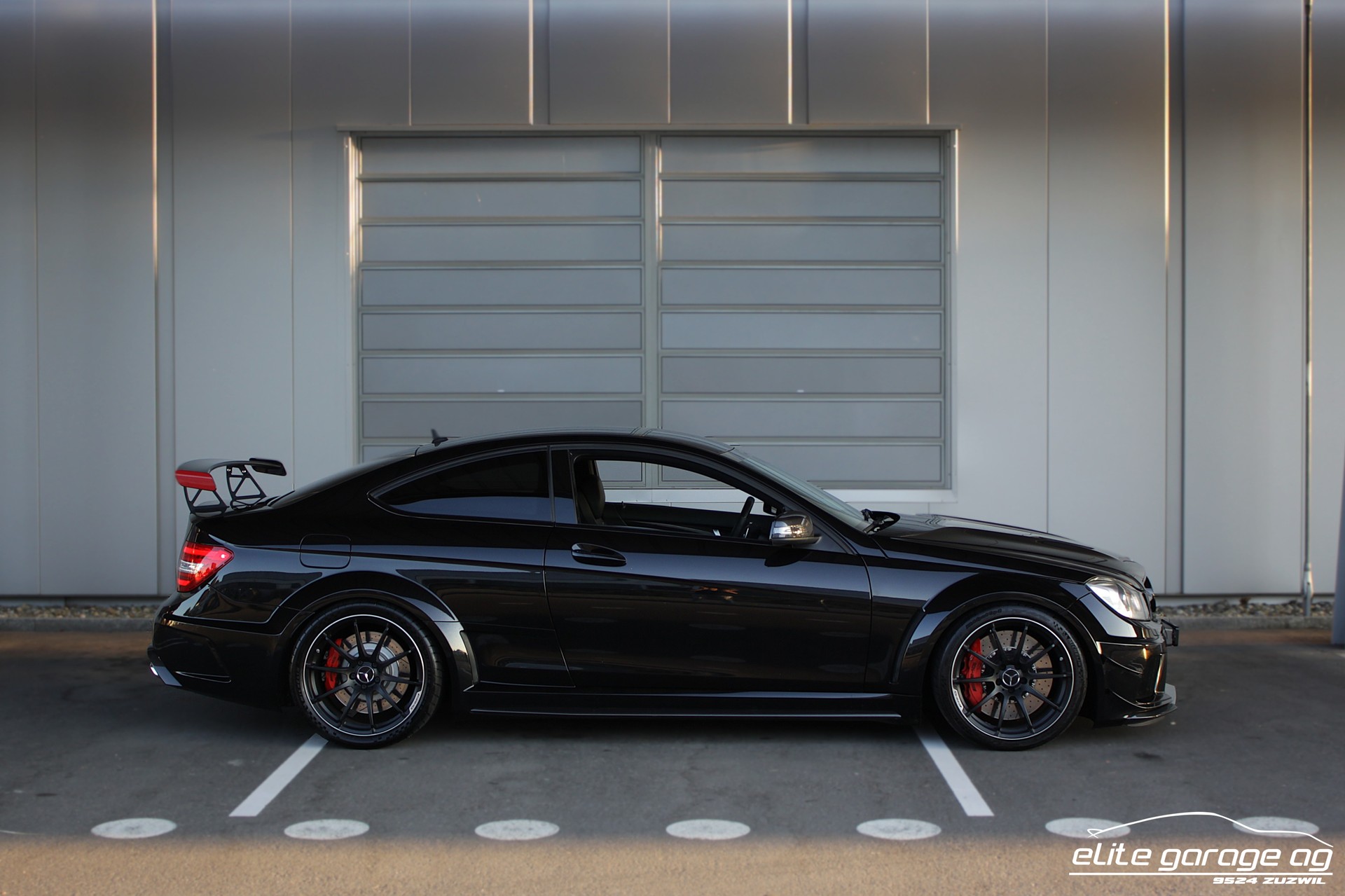 MERCEDES-BENZ C 63 Coupé AMG Black Series ALL BLACK-image-5