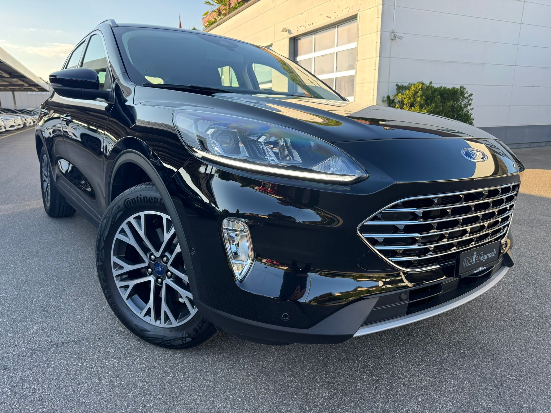 FORD Kuga 2.5 PHEV Titanium 2WD-image-1