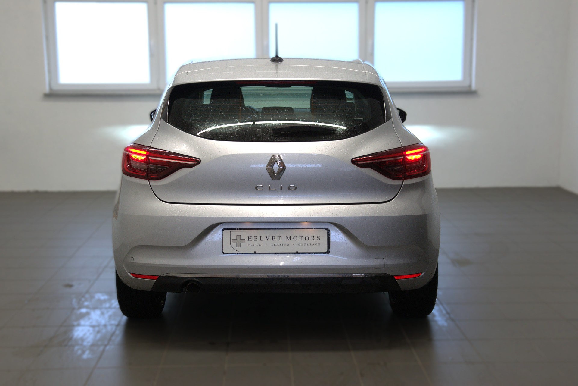 RENAULT Clio 1.5 DCI Zen-image-4
