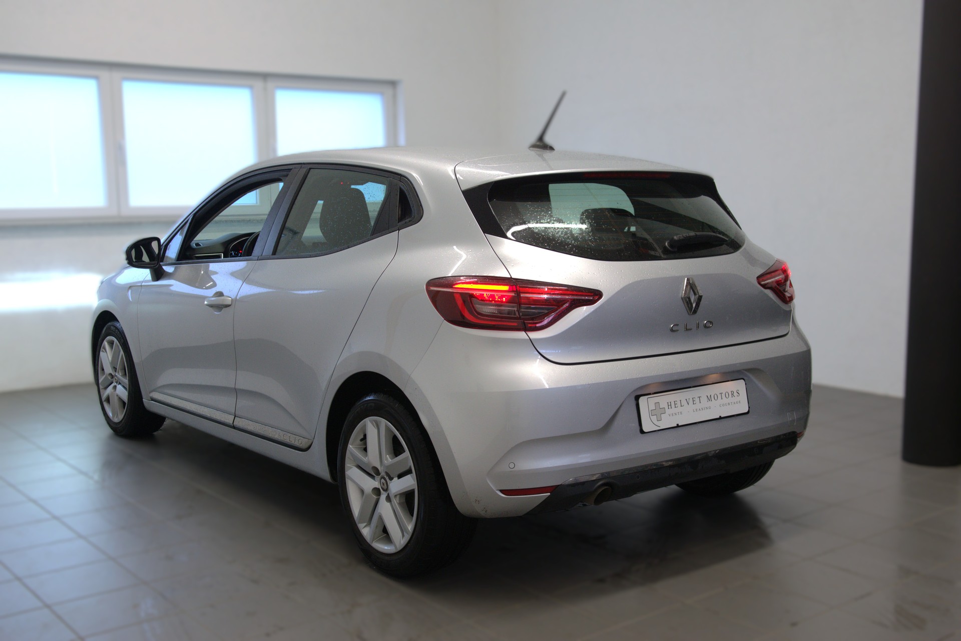RENAULT Clio 1.5 DCI Zen-image-6