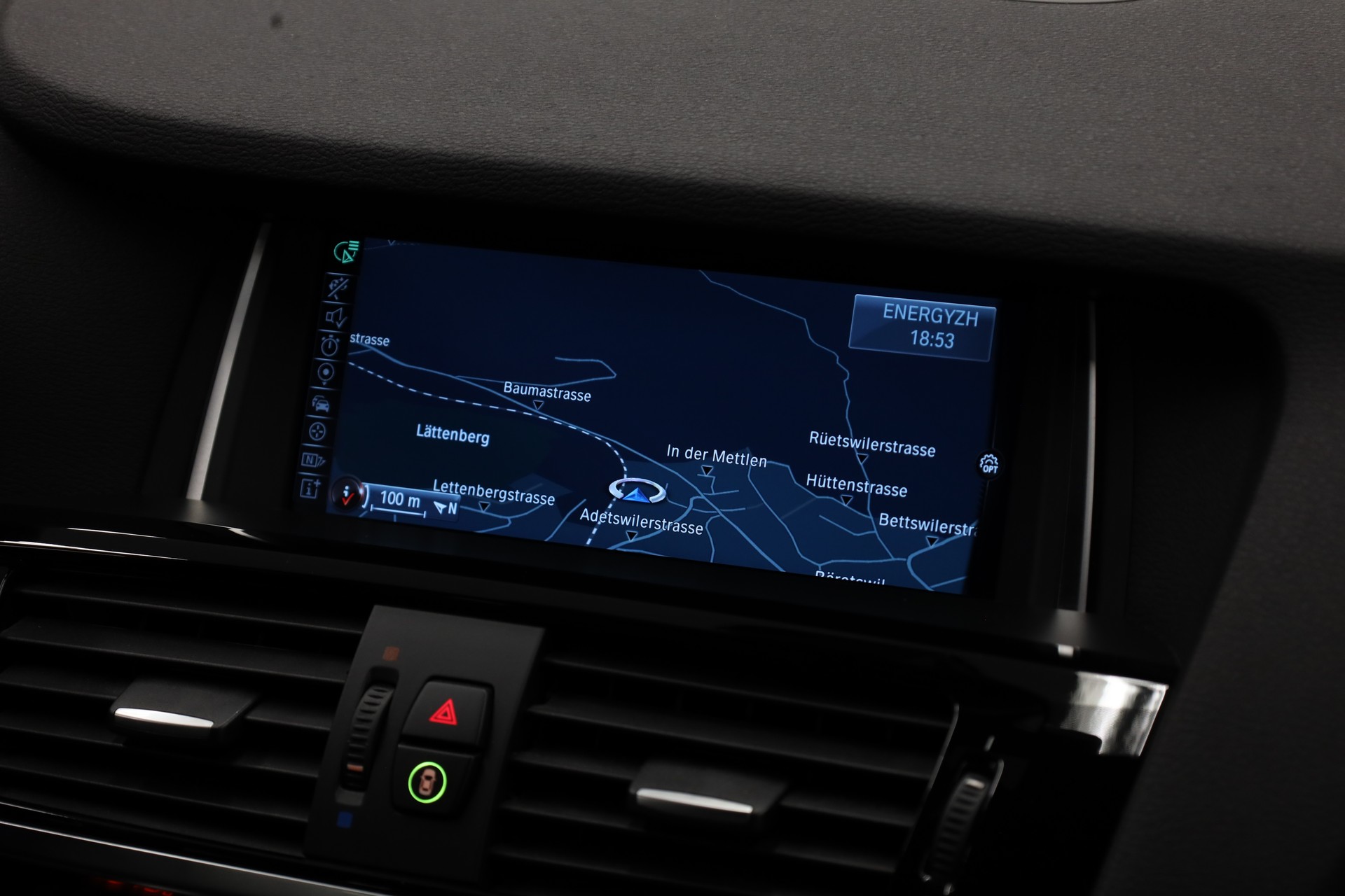 BMW X4 20d xDrive-image-15