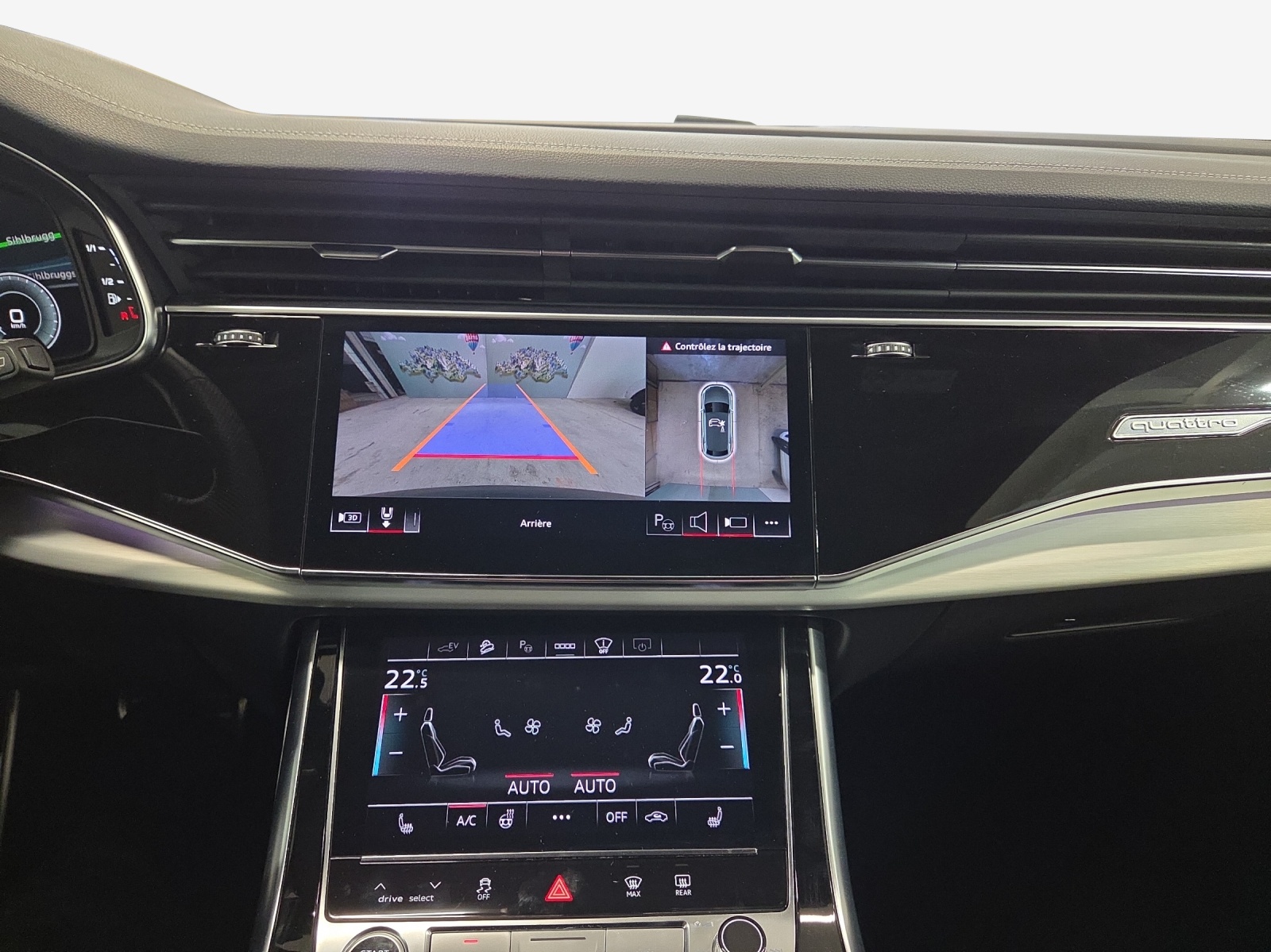 AUDI Q8 55 TFSI e quattro PHEV tiptronic-image-10