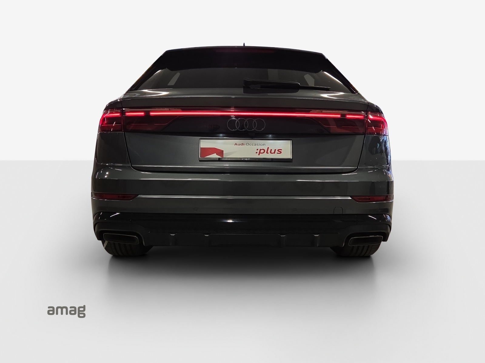 AUDI Q8 55 TFSI e quattro PHEV tiptronic-image-3