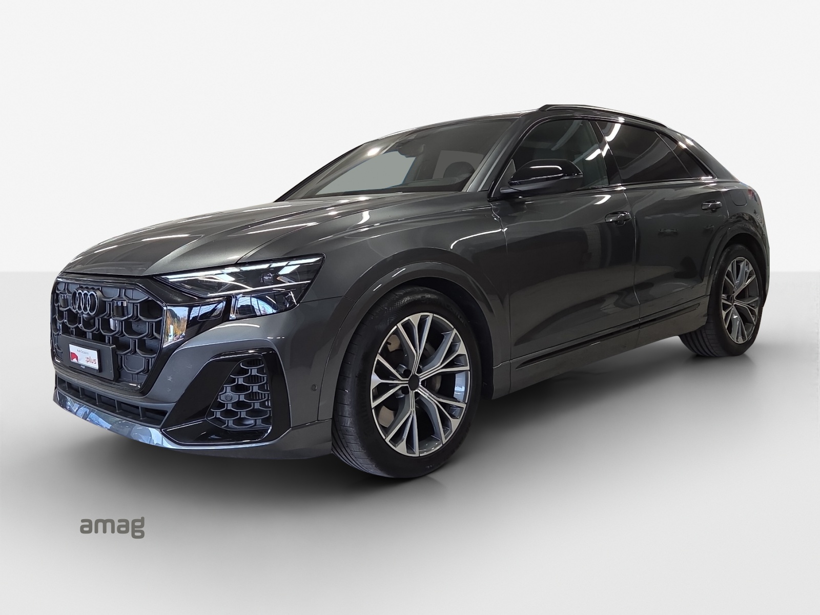 AUDI Q8 55 TFSI e quattro PHEV tiptronic-image-0
