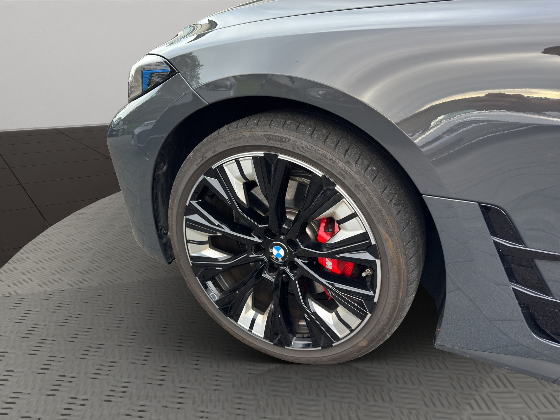 BMW i4 M50 M Sport Pro-image-8