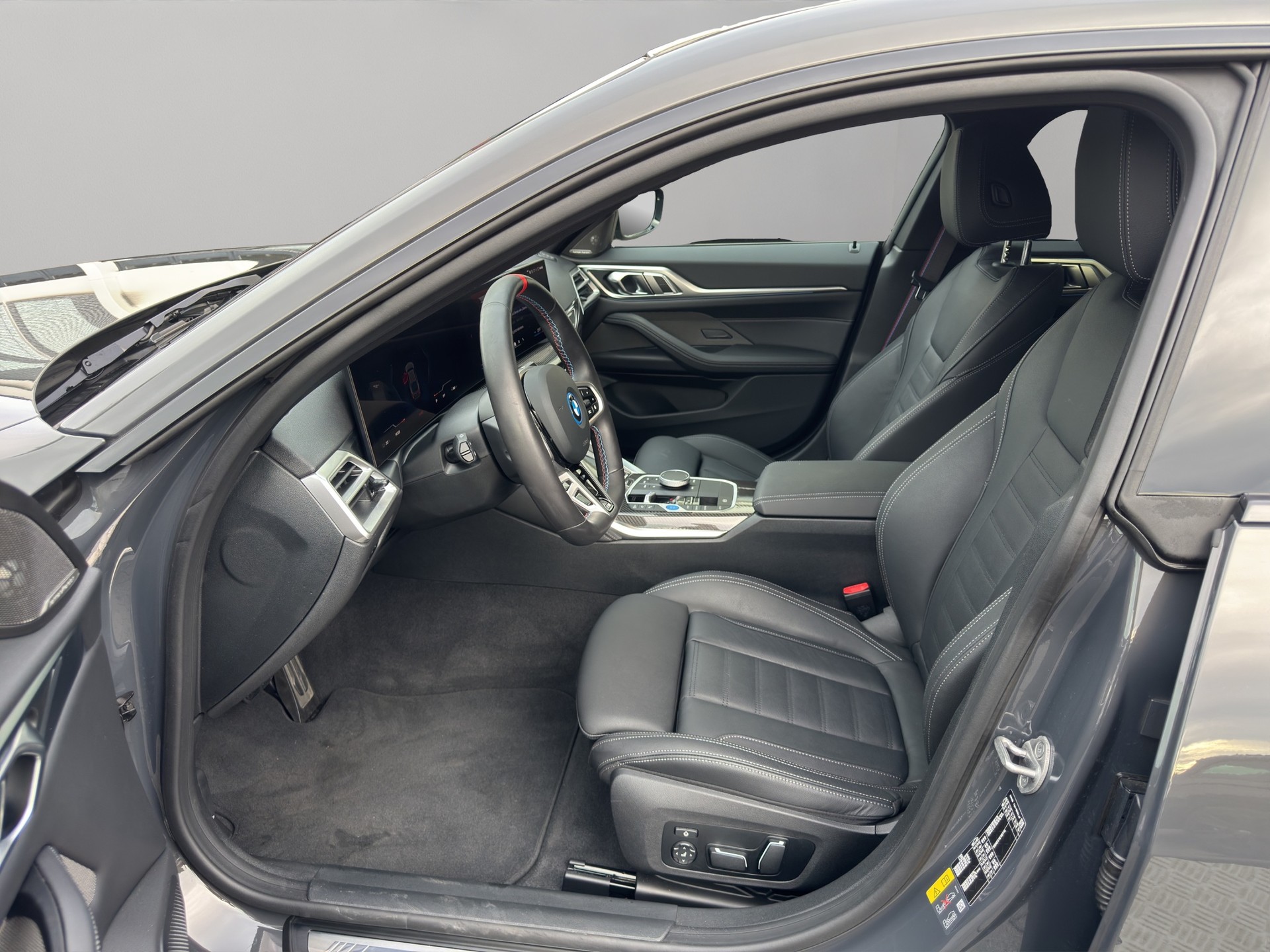 BMW i4 M50 M Sport Pro-image-15