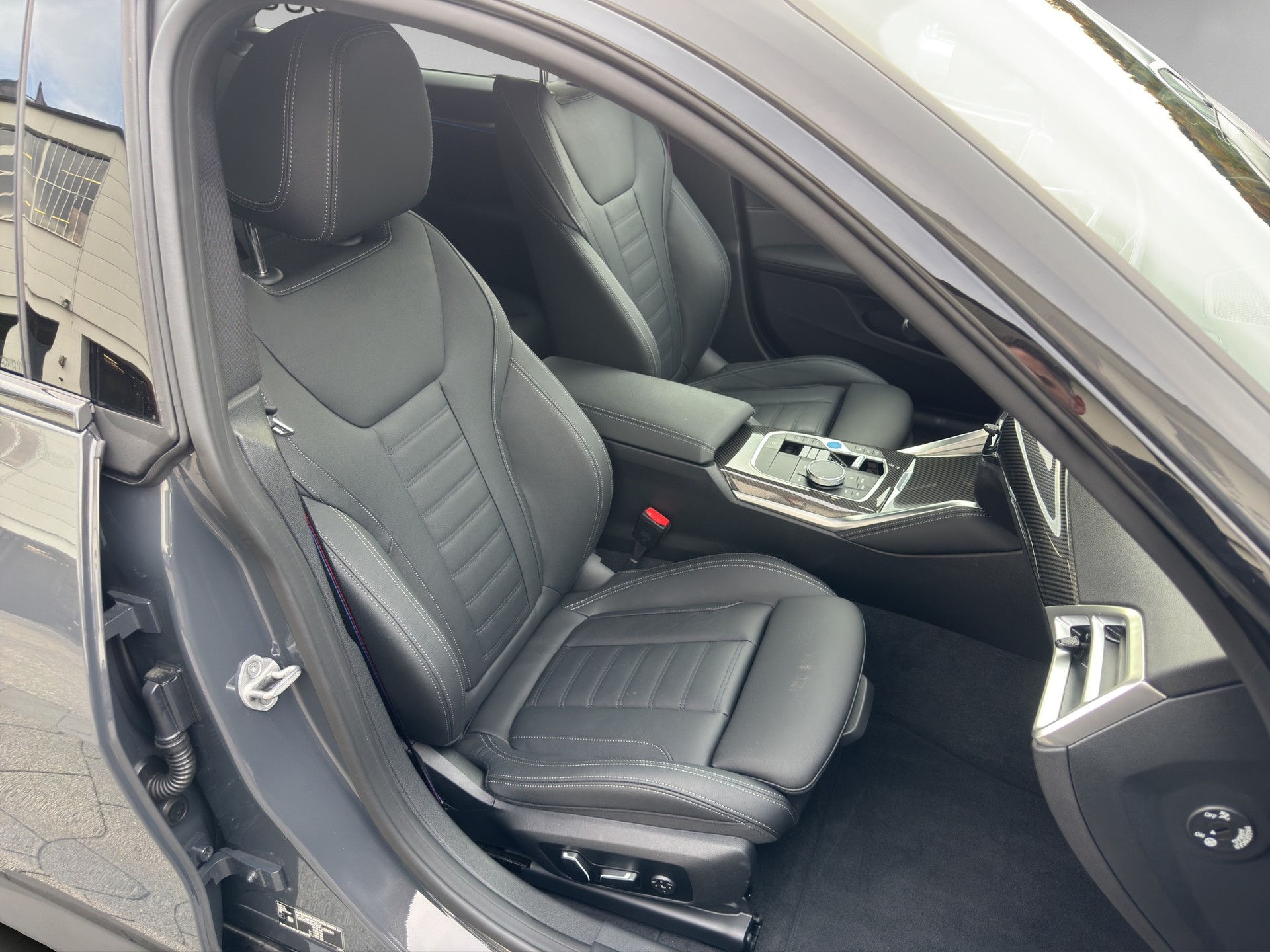 BMW i4 M50 M Sport Pro-image-18