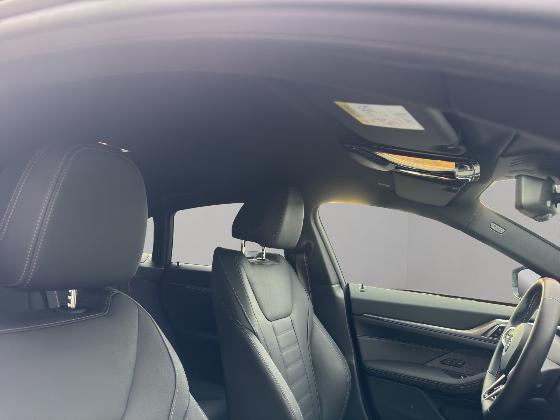 BMW i4 M50 M Sport Pro-image-19