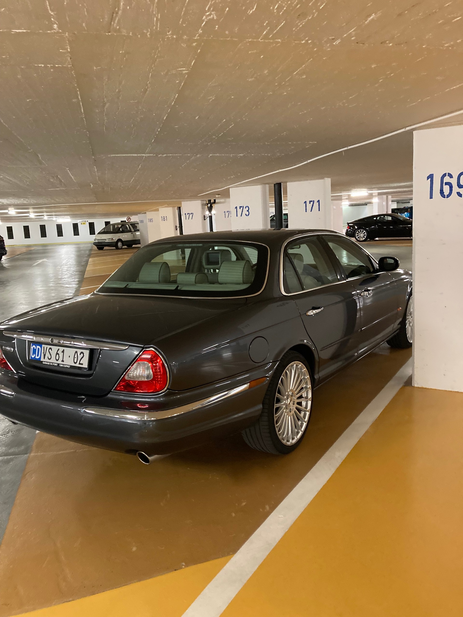 JAGUAR XJ Super V8 4.2 V8 S/C-image-4