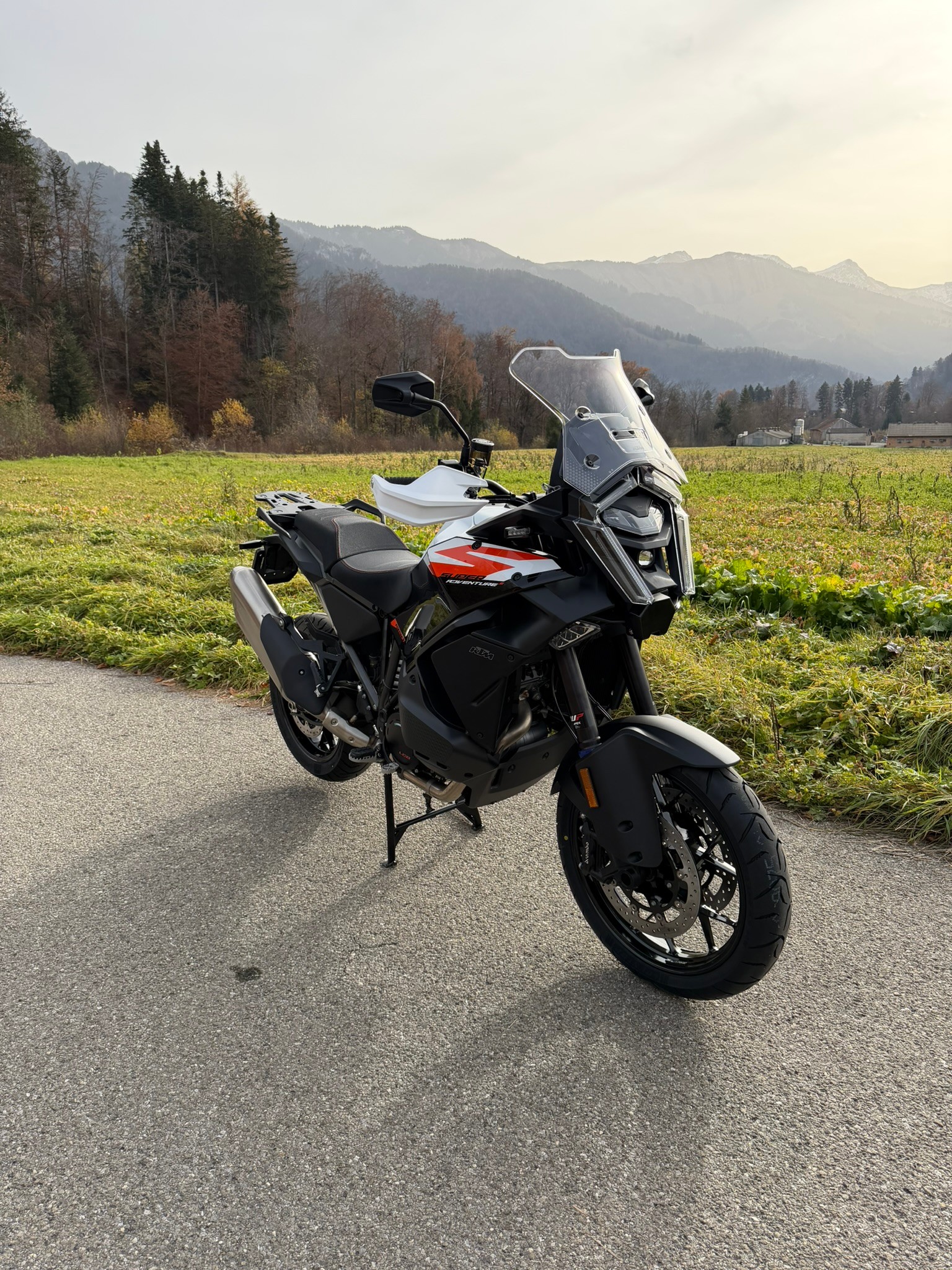 KTM 2026 KTM 1390 Super Adventure S EVO-showroom-element-1