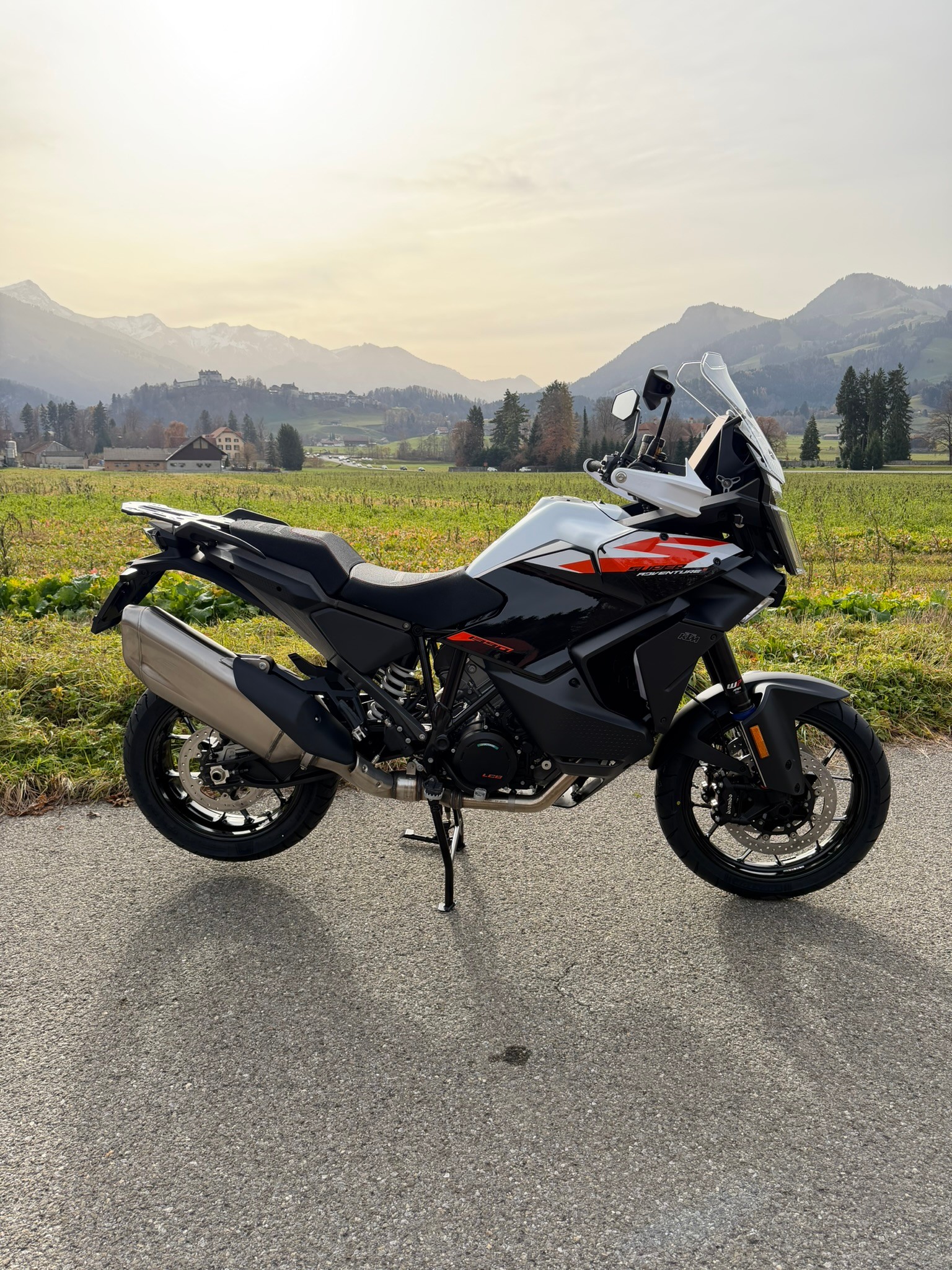 KTM 2026 KTM 1390 Super Adventure S EVO