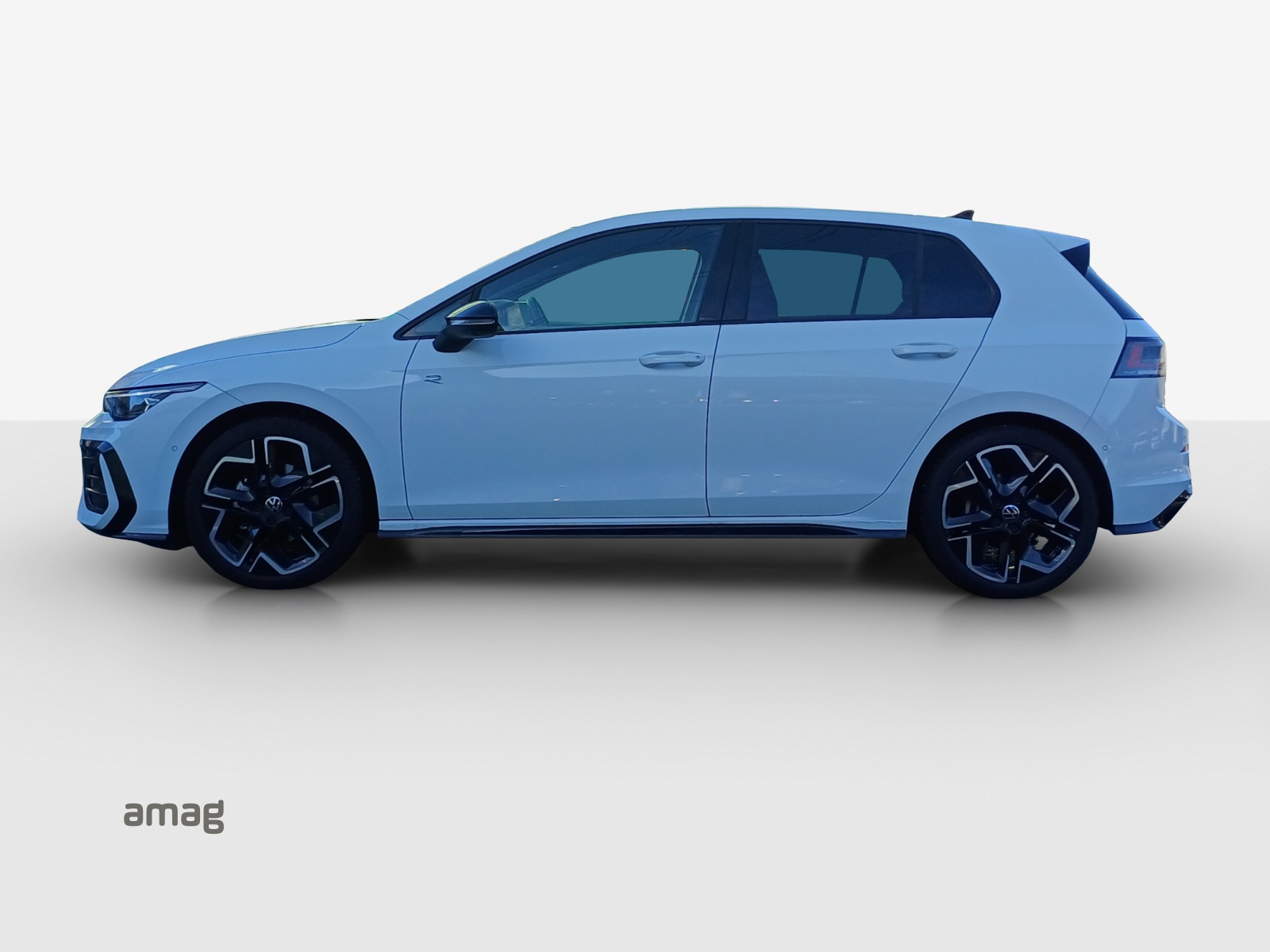 VW Golf 1.5 e TSI mHEV R-Line DSG-image-1