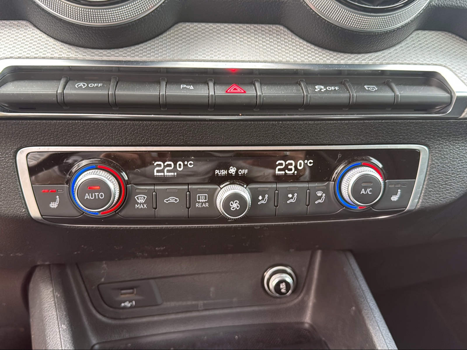 AUDI Q2 35 TFSI advanced S-tronic-image-17
