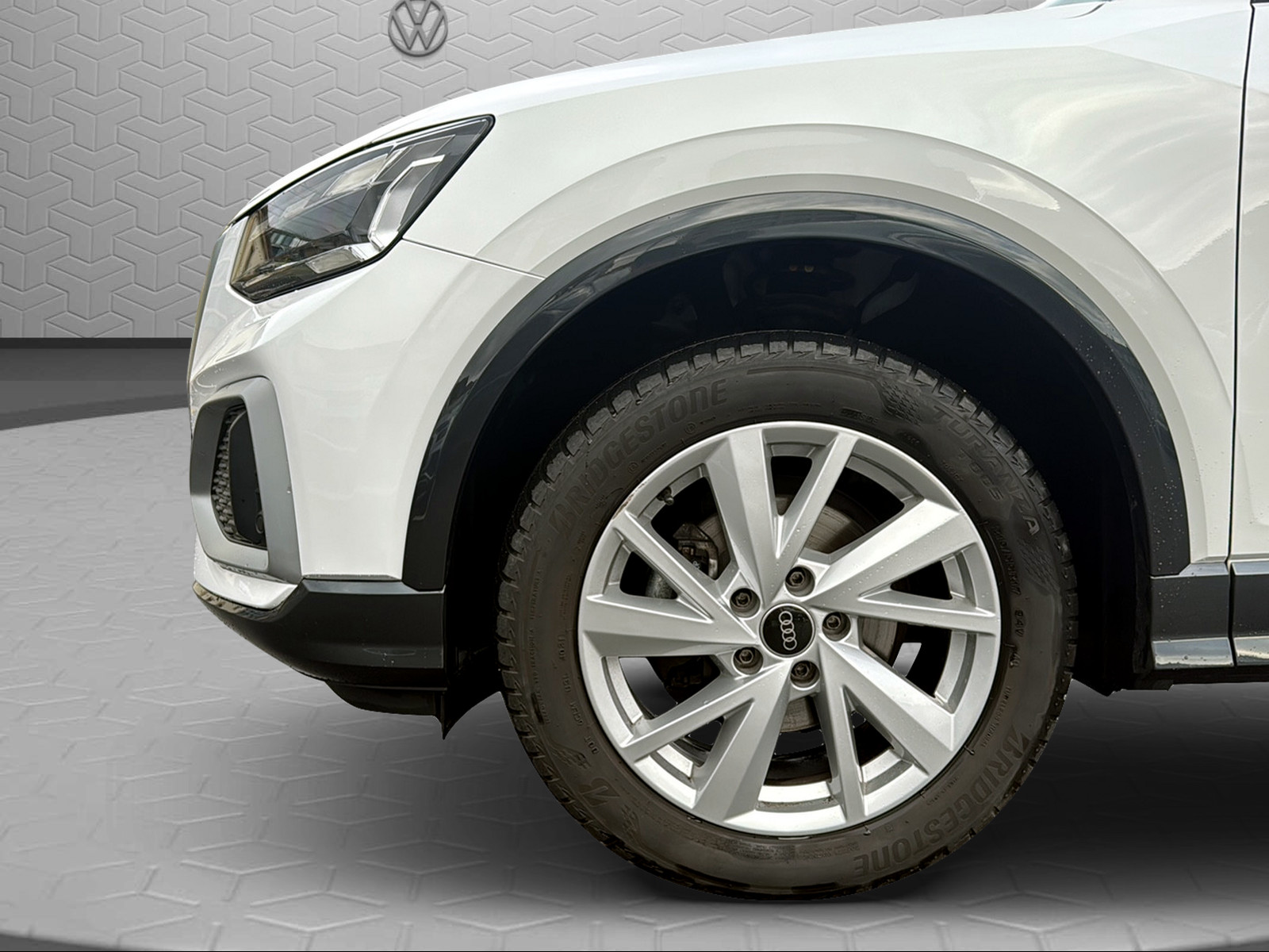 AUDI Q2 35 TFSI advanced S-tronic-image-8