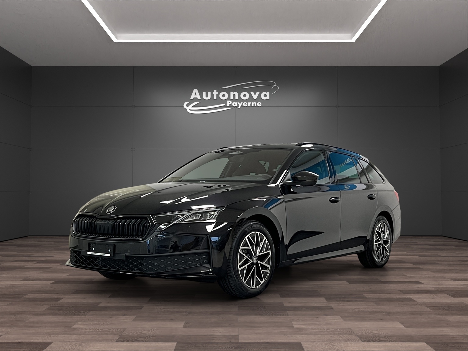 SKODA Octavia Combi 1.5 TSI mHEV DSG Sport Line-image-0