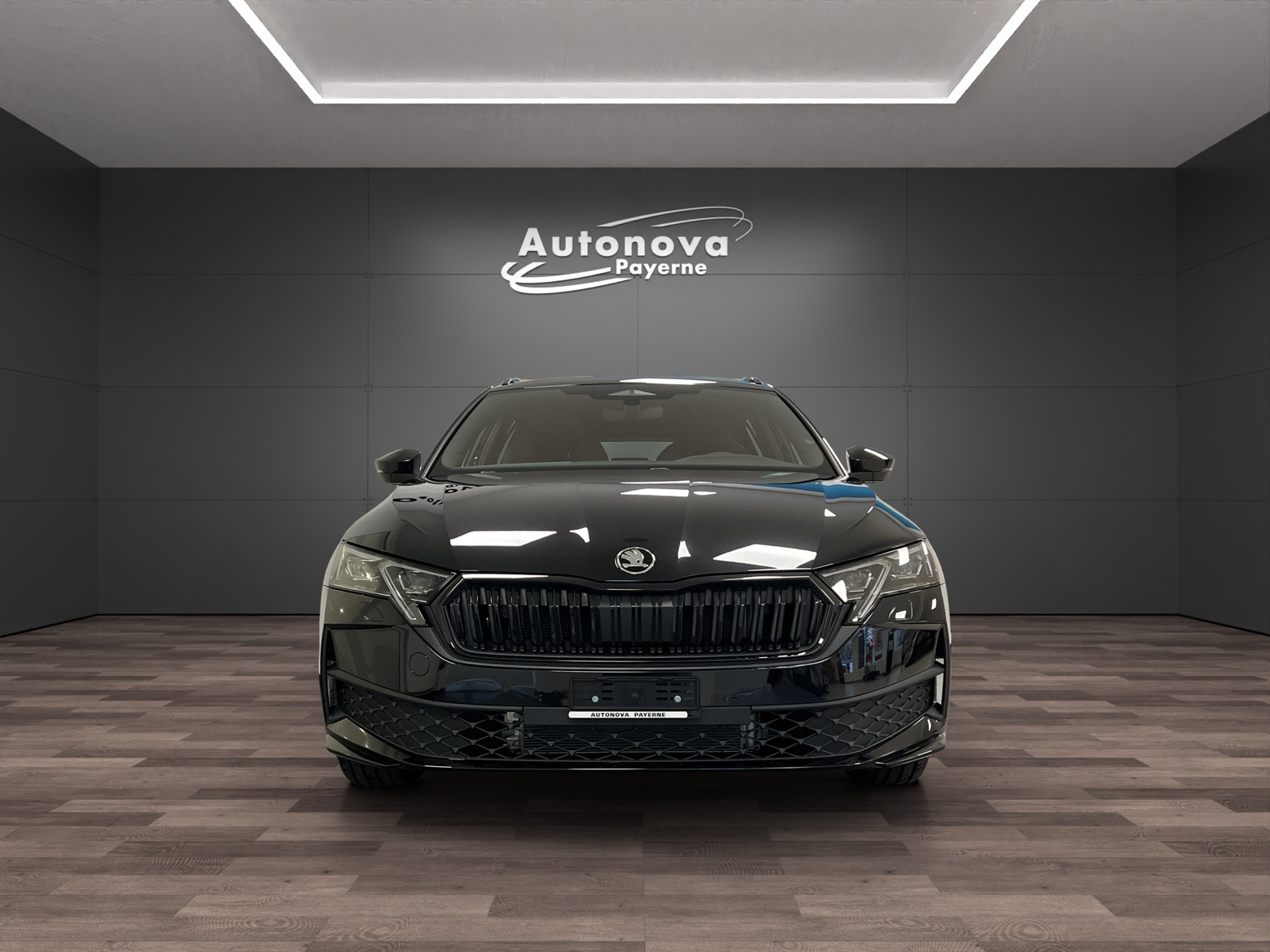 SKODA Octavia Combi 1.5 TSI mHEV DSG Sport Line-image-1