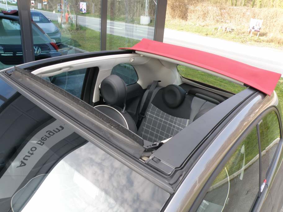 FIAT 500 C 0.9 T TwinAir 105 Lounge-image-8