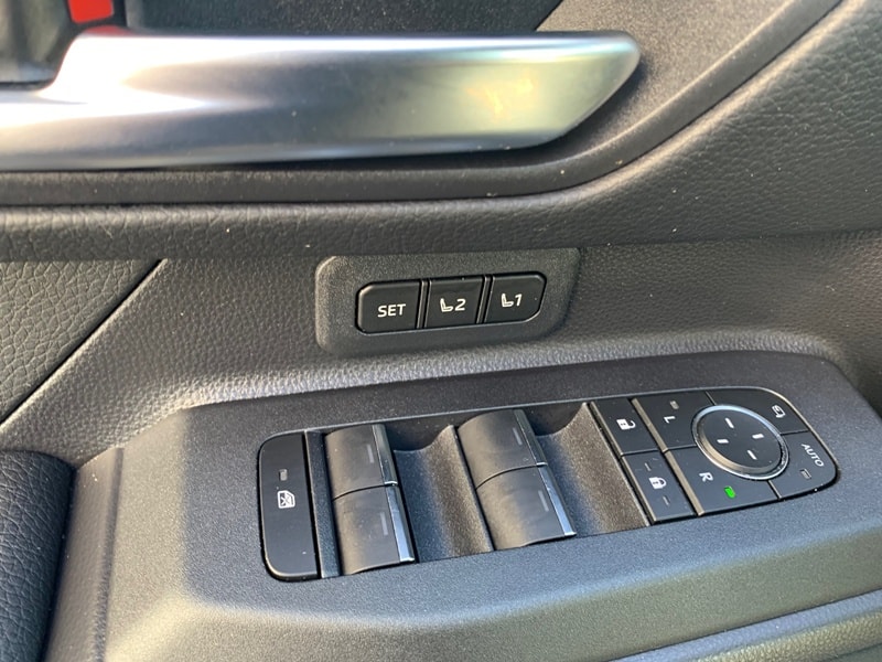 TOYOTA Land Cruiser 2.8TD Invincible-image-15
