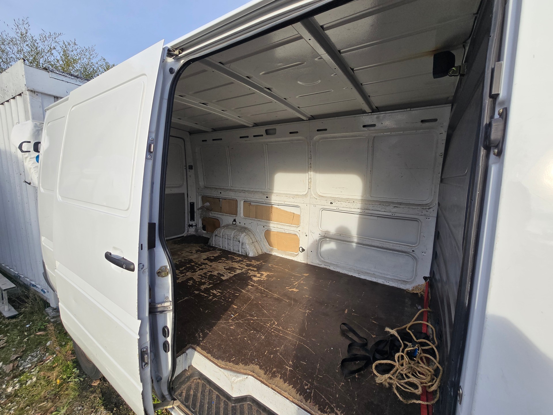 MERCEDES-BENZ Sprinter 311 CDI-image-13
