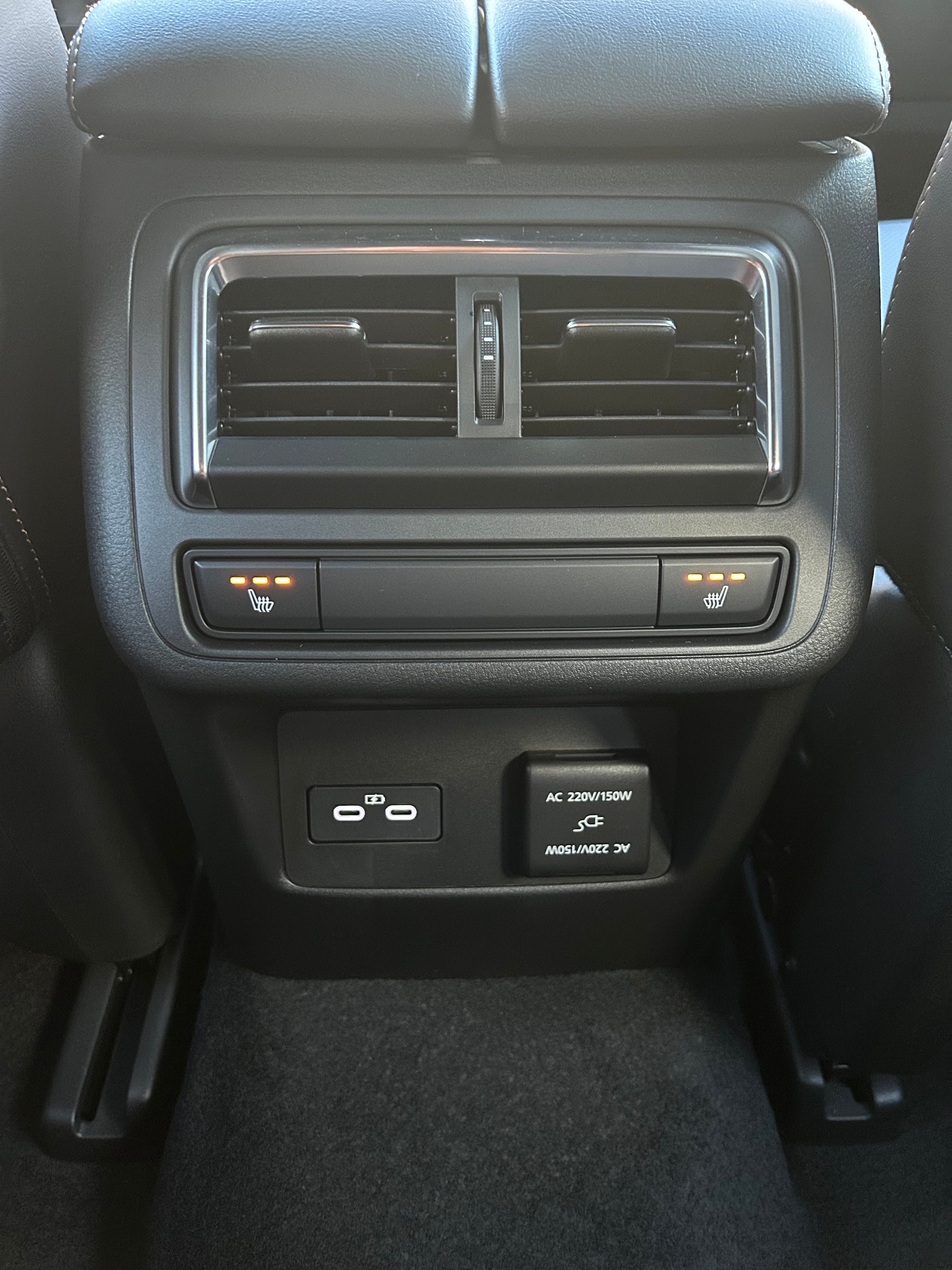 MAZDA CX-60 3.3L e-Skyactiv D 254 MHEV AWD Homura-image-13