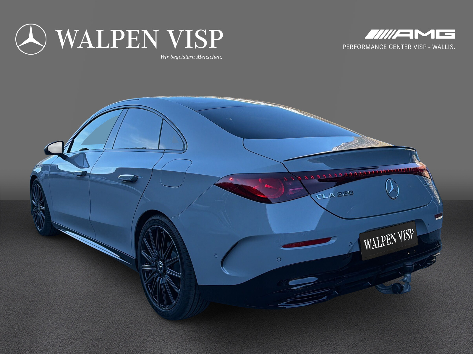MERCEDES-BENZ CLA 220 8G-DCT 4Matic-image-3