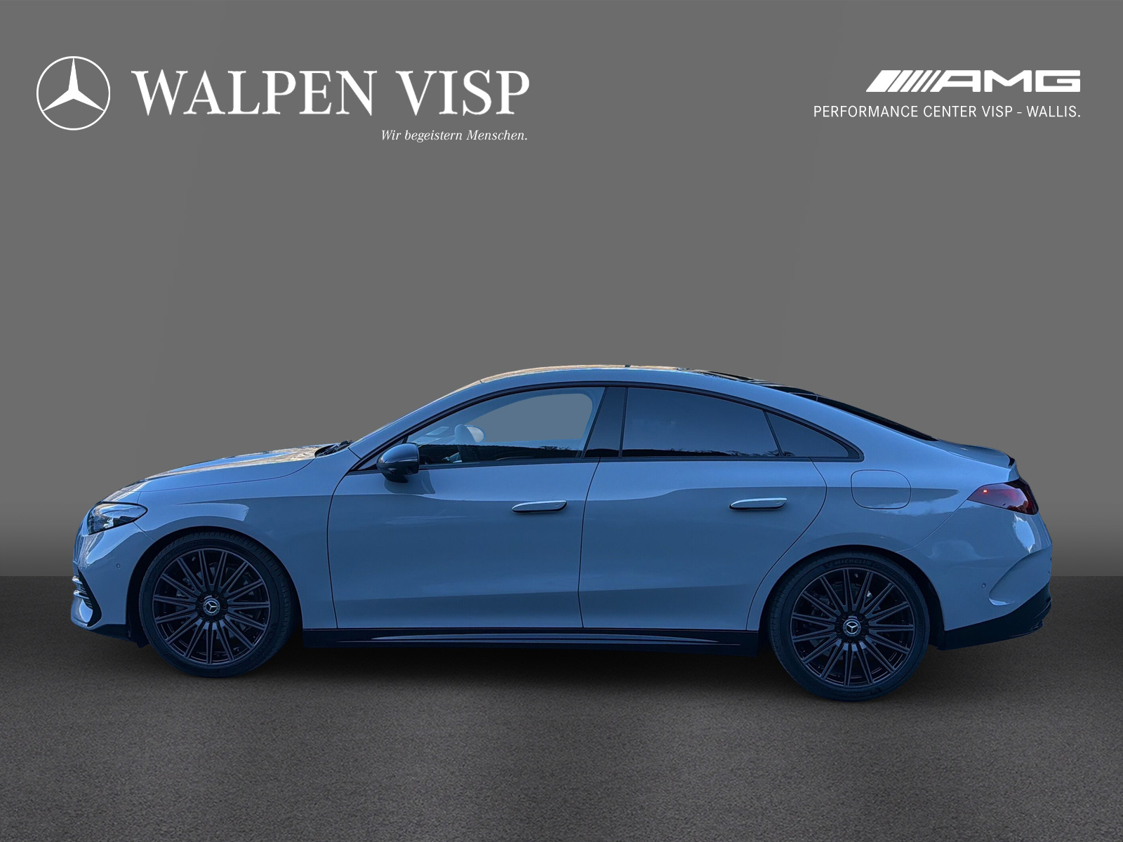 MERCEDES-BENZ CLA 220 8G-DCT 4Matic-image-2
