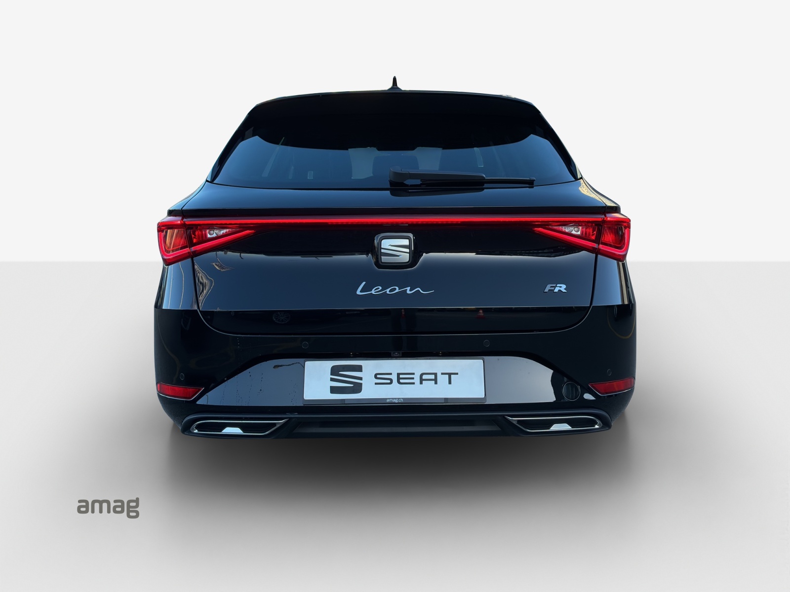SEAT Leon ST 1.5 eTSI mHEV DSG Move FR-image-3