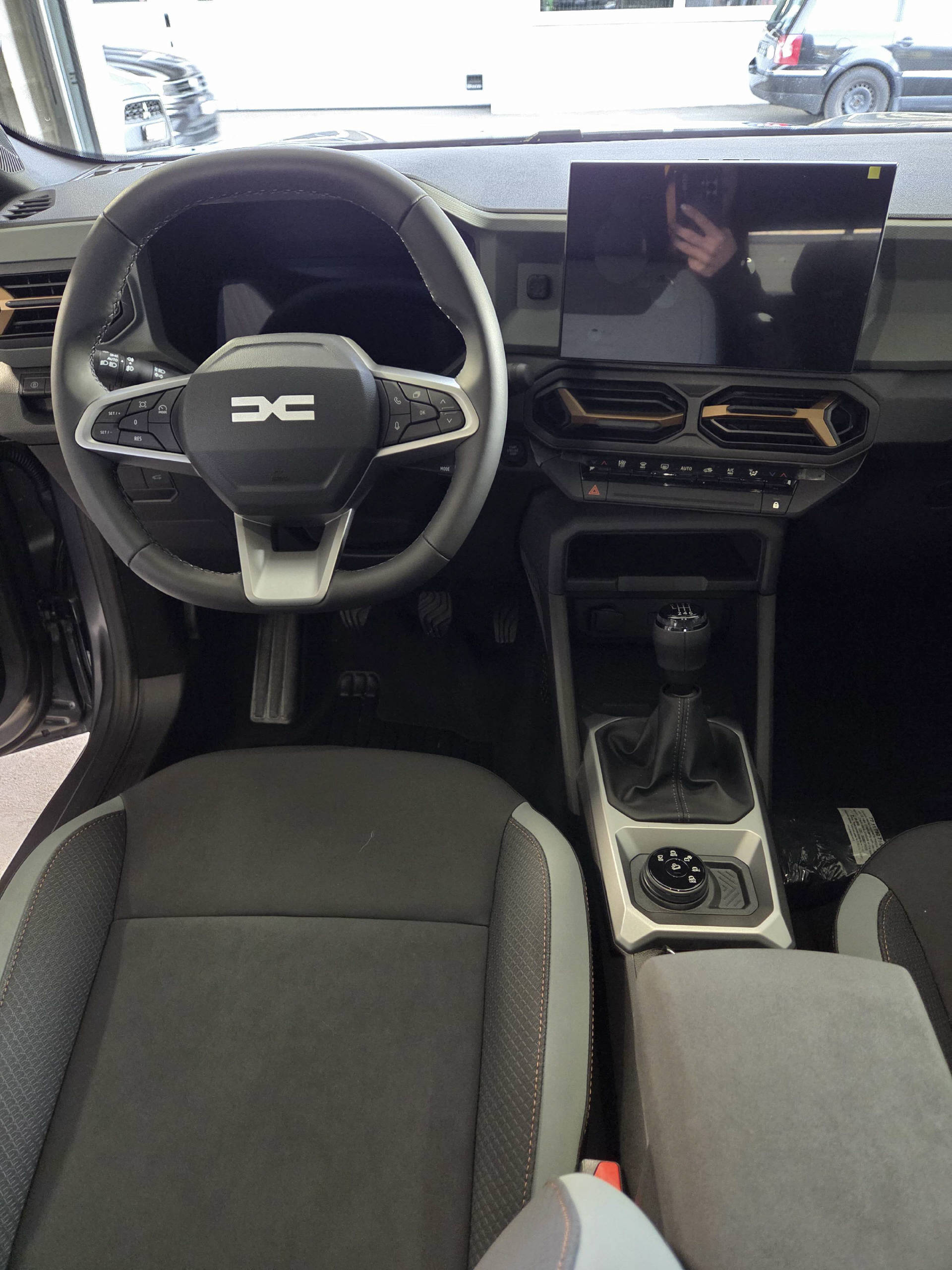 DACIA Bigster 1.2 TCe Extreme 4WD-image-6