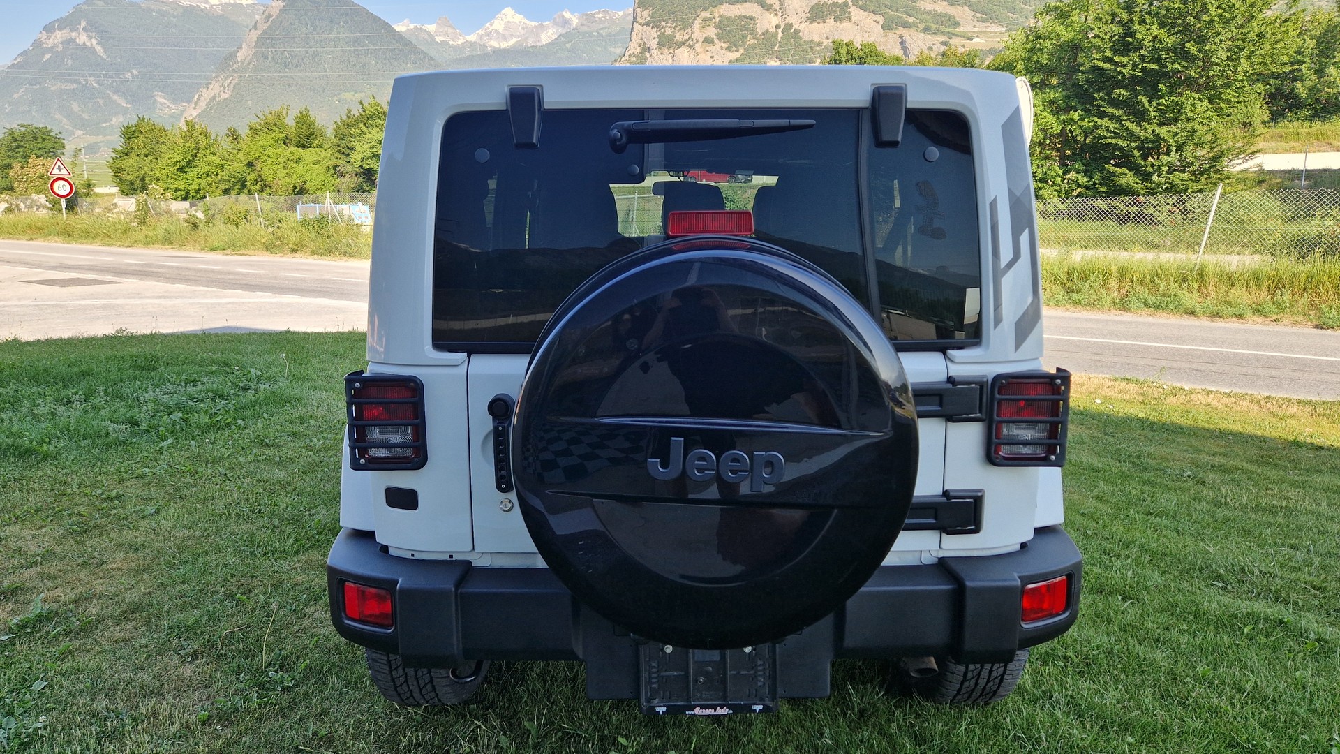 JEEP Wrangler 2.8CRD Unlimited 75th Anniversary Automat-image-5
