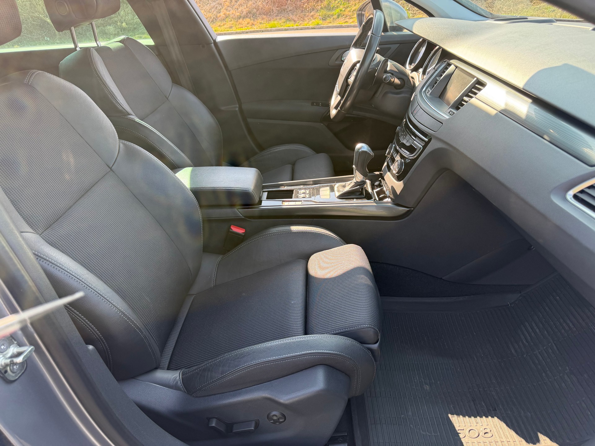 PEUGEOT 508 SW 2.0 BlueHDi Allure Automatic-image-8