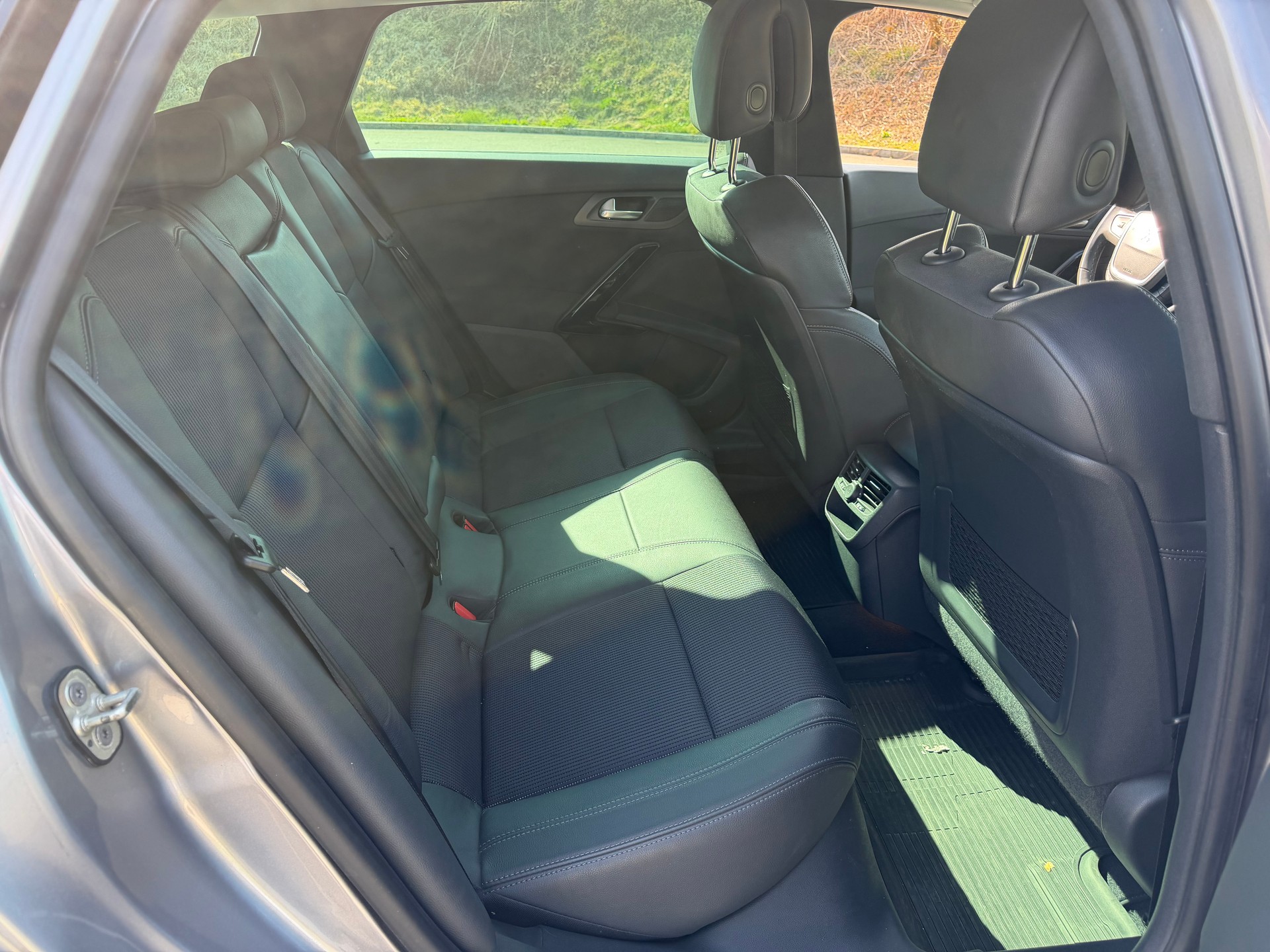 PEUGEOT 508 SW 2.0 BlueHDi Allure Automatic-image-5