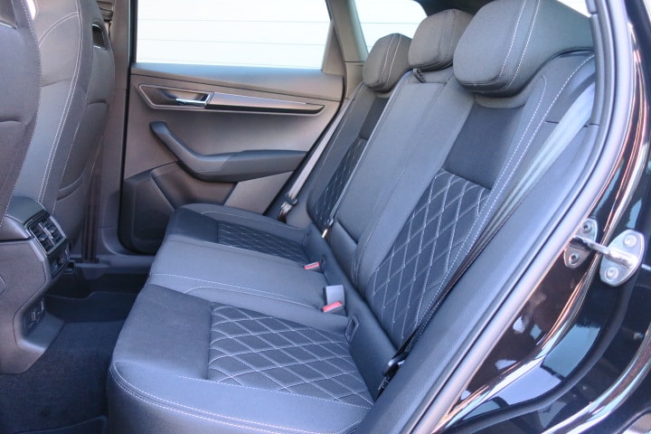 SKODA Karoq 2.0 TSI SportLine 4x4 DSG-image-6