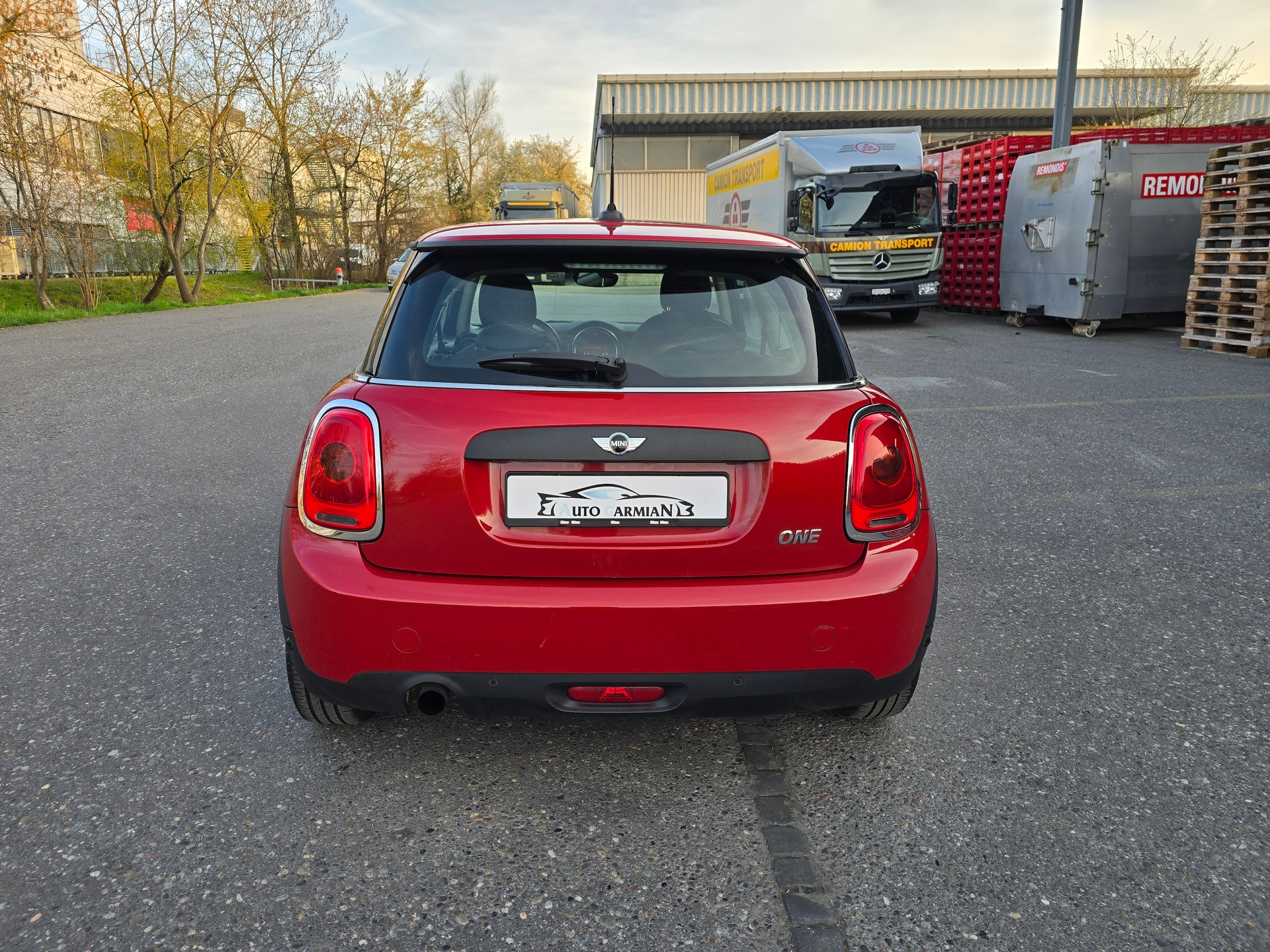 MINI One First-image-3