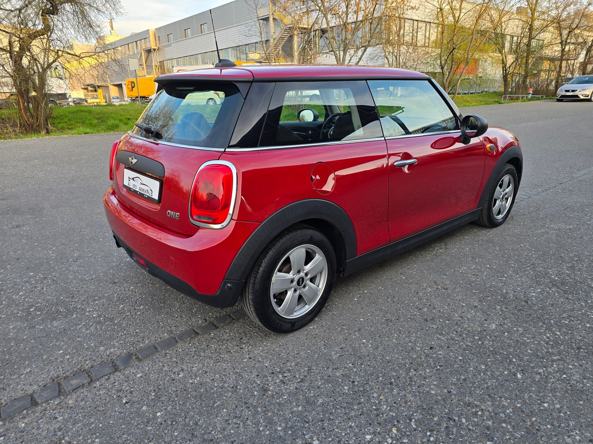 MINI One First-image-5