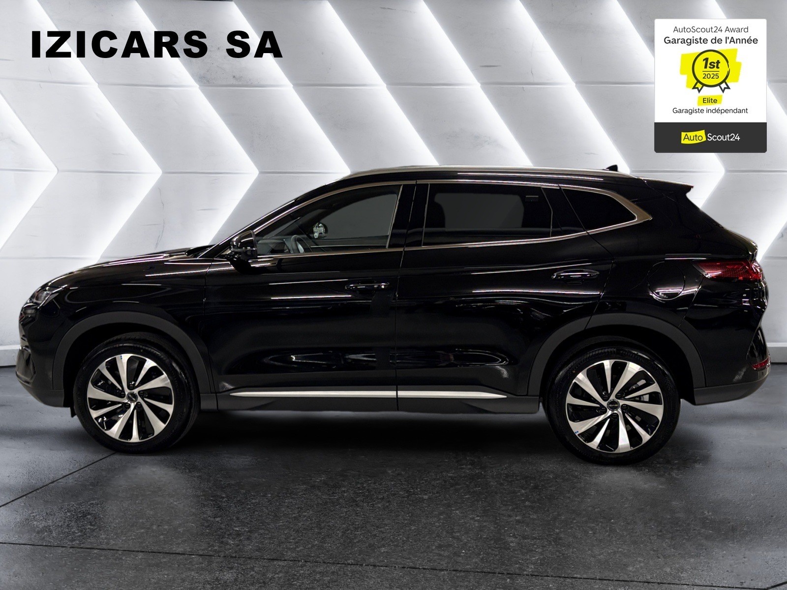 BYD Seal U DM-i Design AWD/#1 Elite Dealer – AutoScout24 Award 2025 Winner-image-4