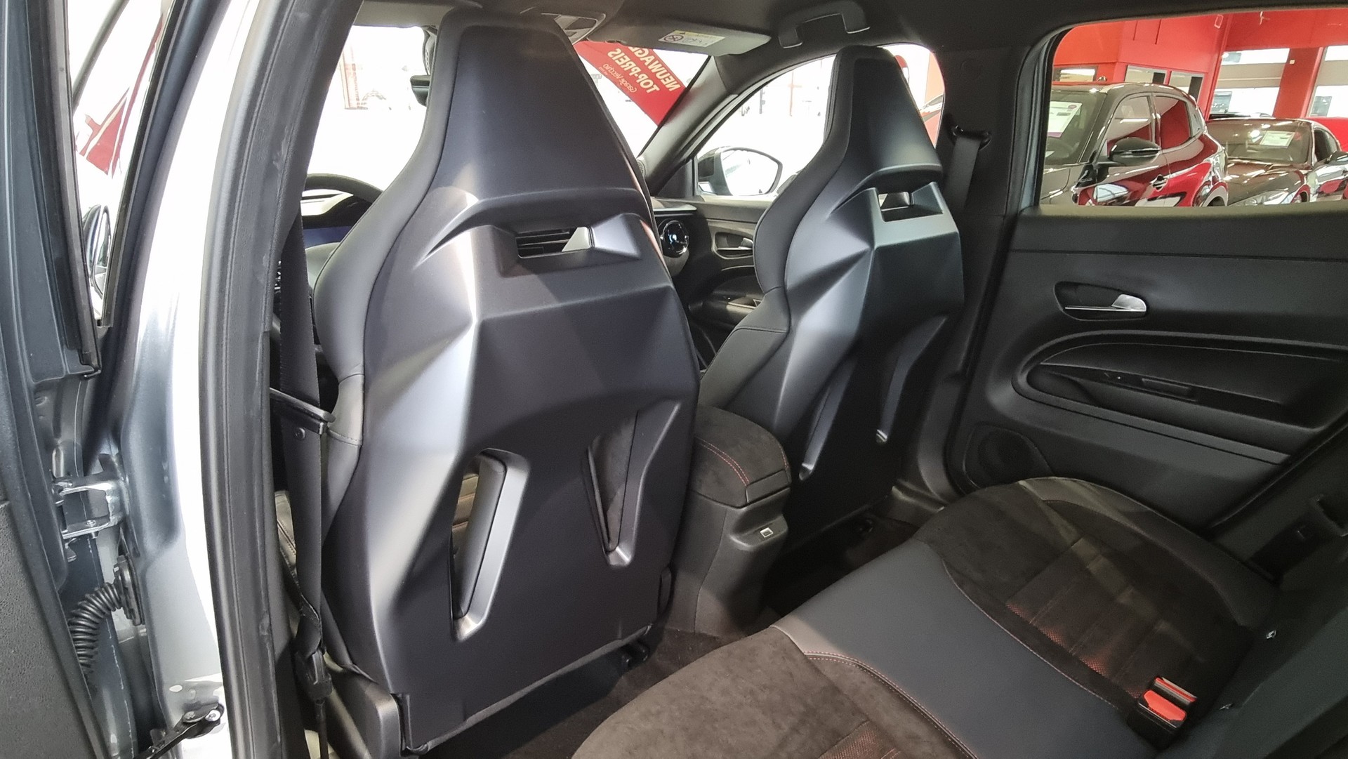 ALFA ROMEO Junior 1.2 Ibrida Speciale-image-14