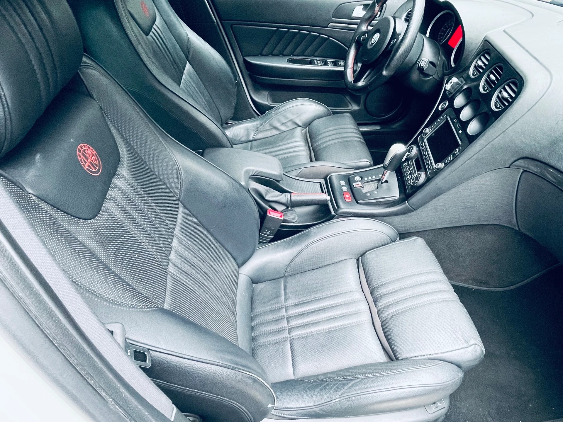 ALFA ROMEO 159 SW 2.4 JTD Lusso Limited Ed. Q-Tronic-image-4
